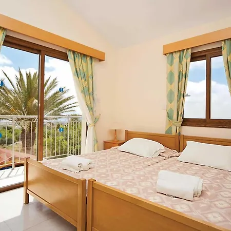 Anthea Coral Bay